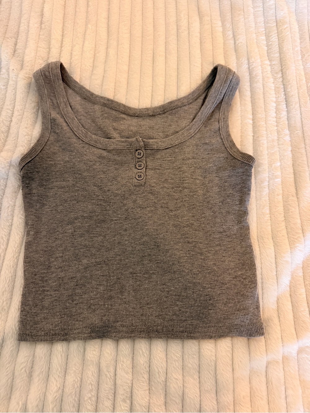 SHEIN Gray Ribbed Henley Crop Tank
